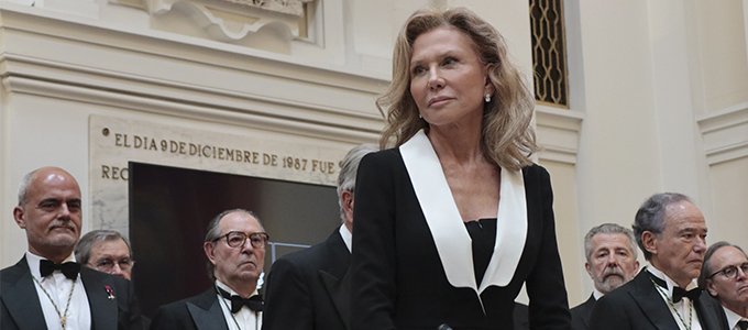 Alicia Koplowitz ingresa en la Academia
