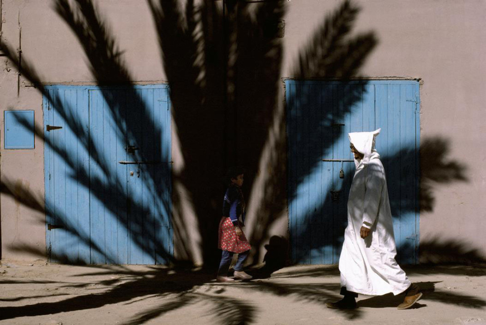 Bruno Barbey_Tiznit, cerca de la tumba de Ma et Ainin (1987)