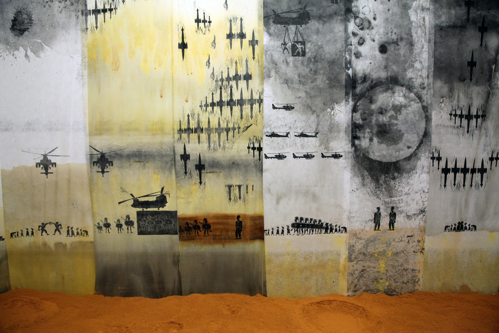 Svetlana Jakimovska Rodič, History Curtains, linocut, 2013, installation view (foto Urška Boljkovac)