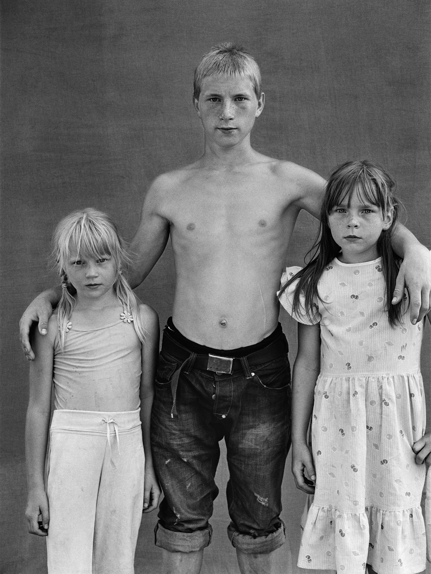 Māris Maskalāns, Schoolchildren: Rasma Svalbe (2002), Jānis Svalbe (1992) and Santa Svalbe (2001),
2010 © Māris Maskalāns