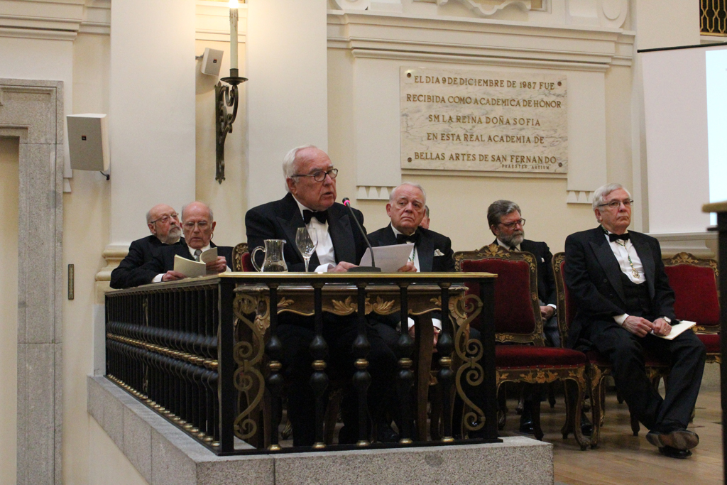 Acto de ingreso de D. Román Gubern 07